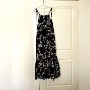 Long  Banana Republic black n white dress
